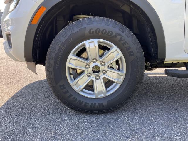 new 2024 Ford Ranger car, priced at $40,000