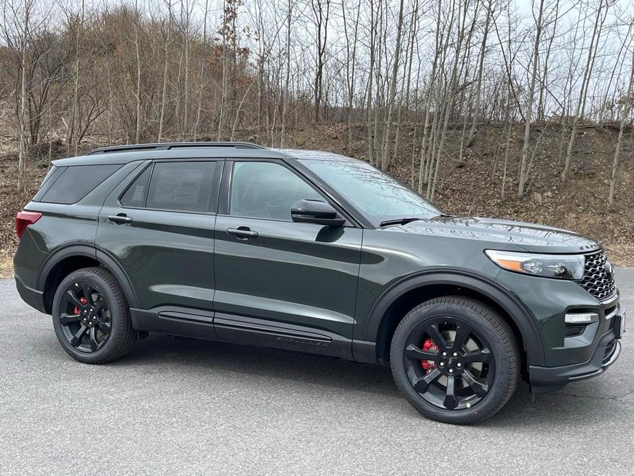 new 2024 Ford Explorer car, priced at $61,110