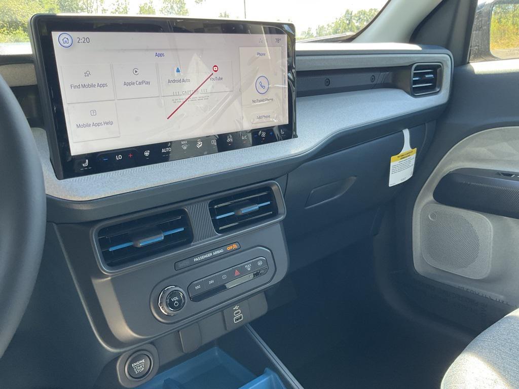 new 2025 Ford Maverick car, priced at $34,996