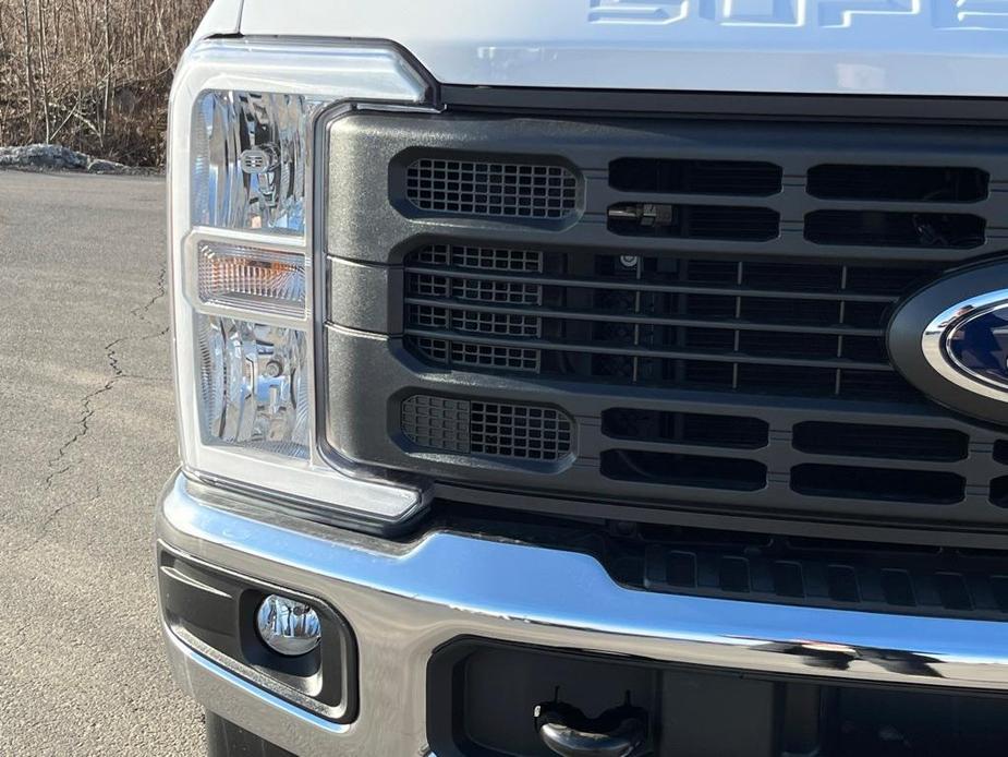 new 2024 Ford F-250 car, priced at $49,000