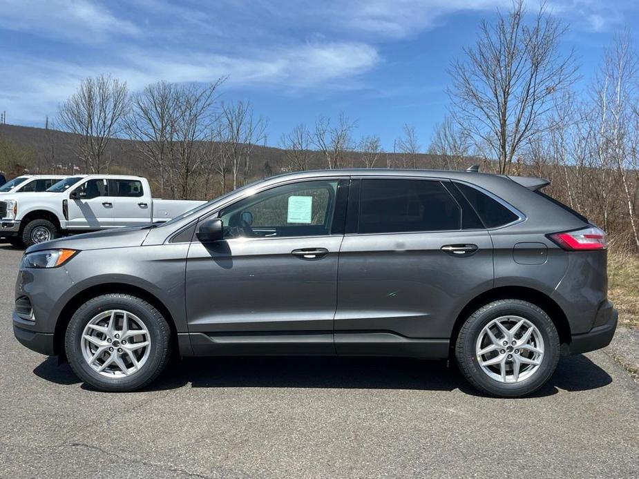 new 2024 Ford Edge car, priced at $43,955