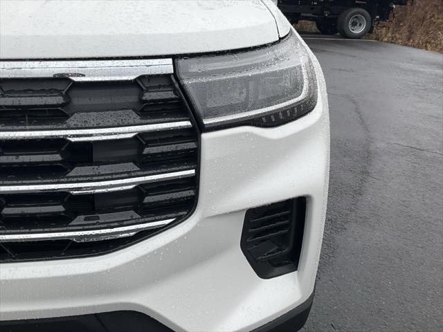 new 2025 Ford Explorer car, priced at $43,245