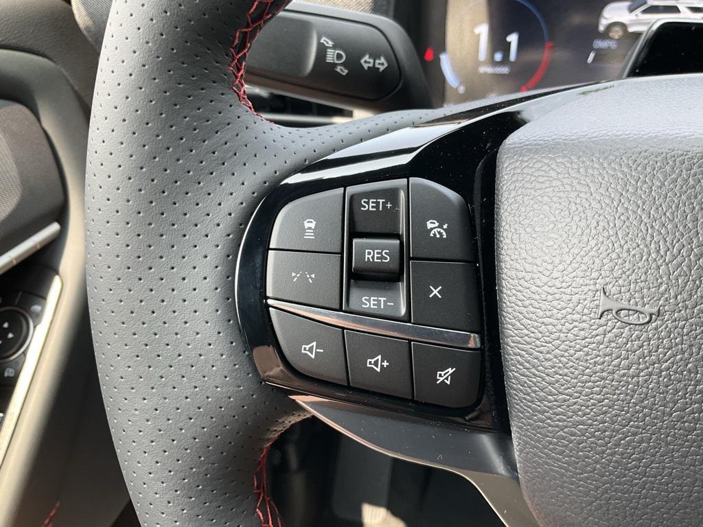 new 2025 Ford Explorer car, priced at $49,433