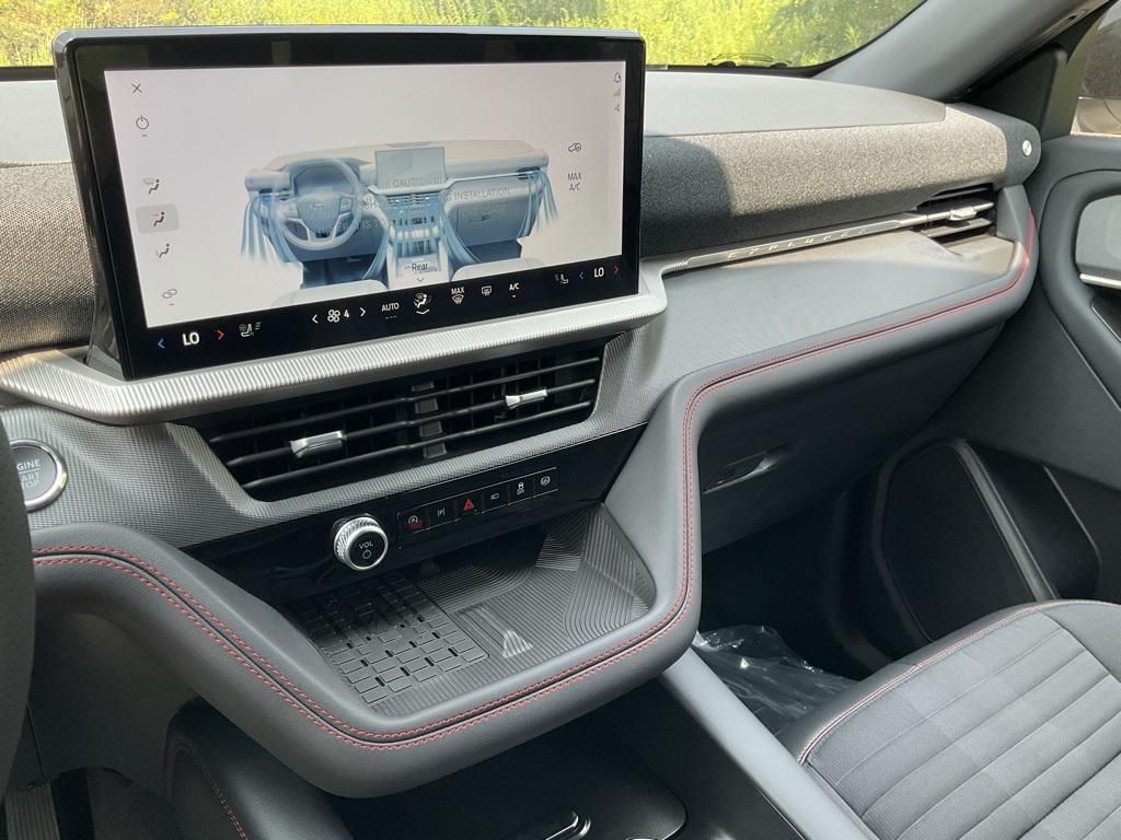 new 2025 Ford Explorer car, priced at $49,433