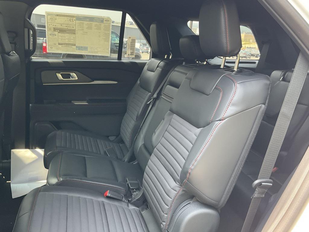 new 2025 Ford Explorer car, priced at $49,433