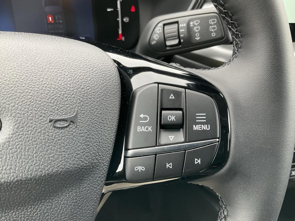 used 2025 Ford Escape car, priced at $28,975