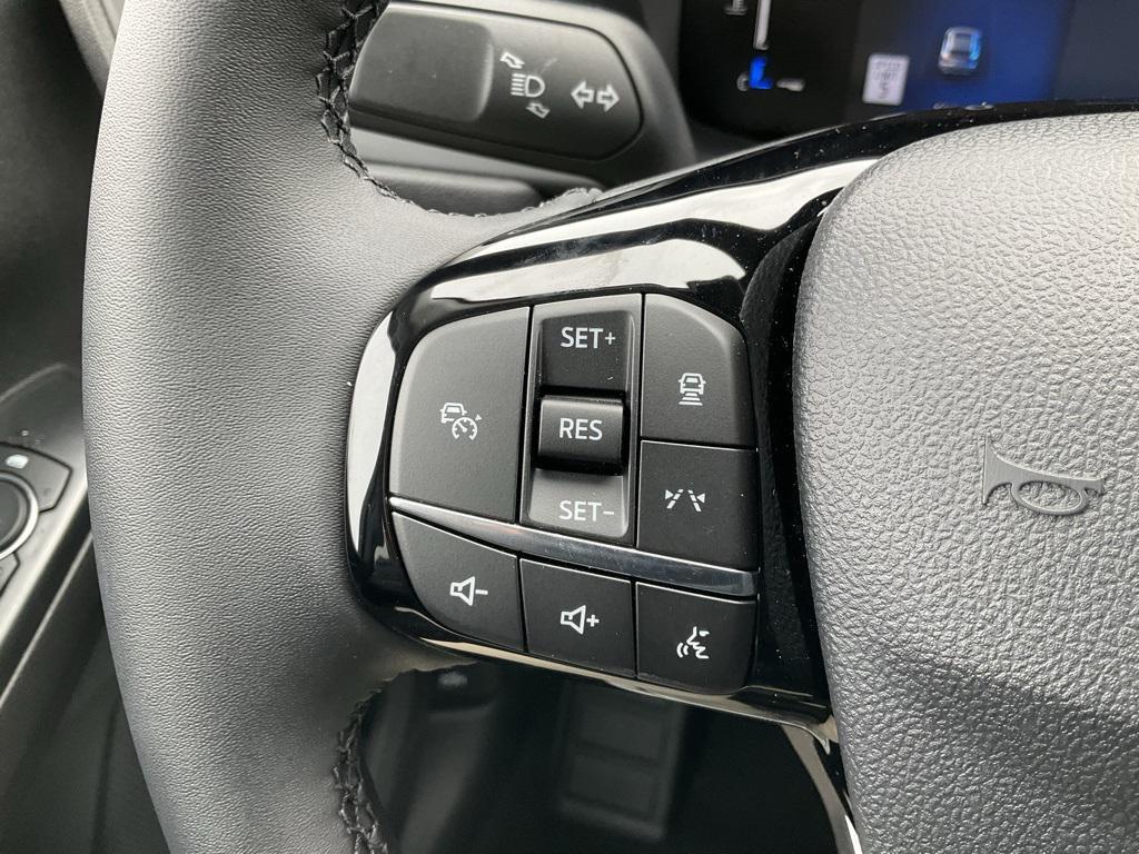 used 2025 Ford Escape car, priced at $28,975