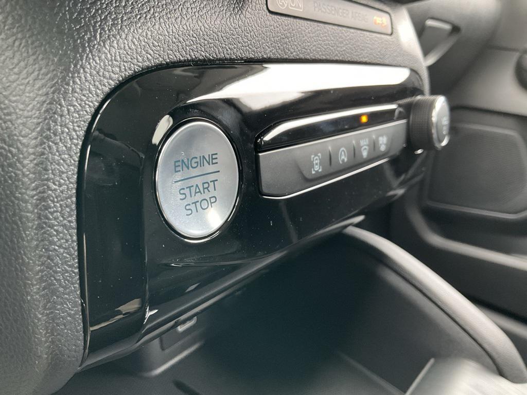 used 2025 Ford Escape car, priced at $28,975