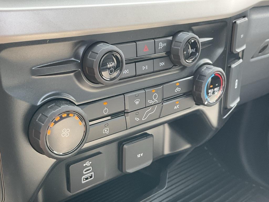 new 2025 Ford F-350 car, priced at $58,020