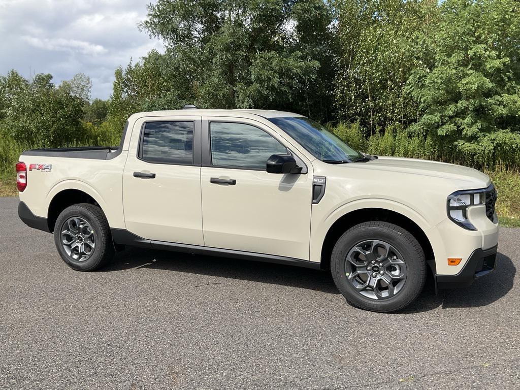 new 2025 Ford Maverick car, priced at $33,564