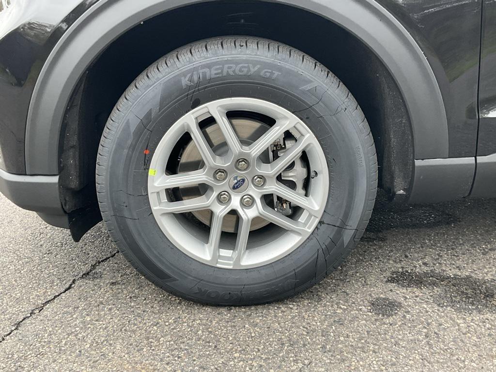 new 2026 Ford Explorer car, priced at $44,680