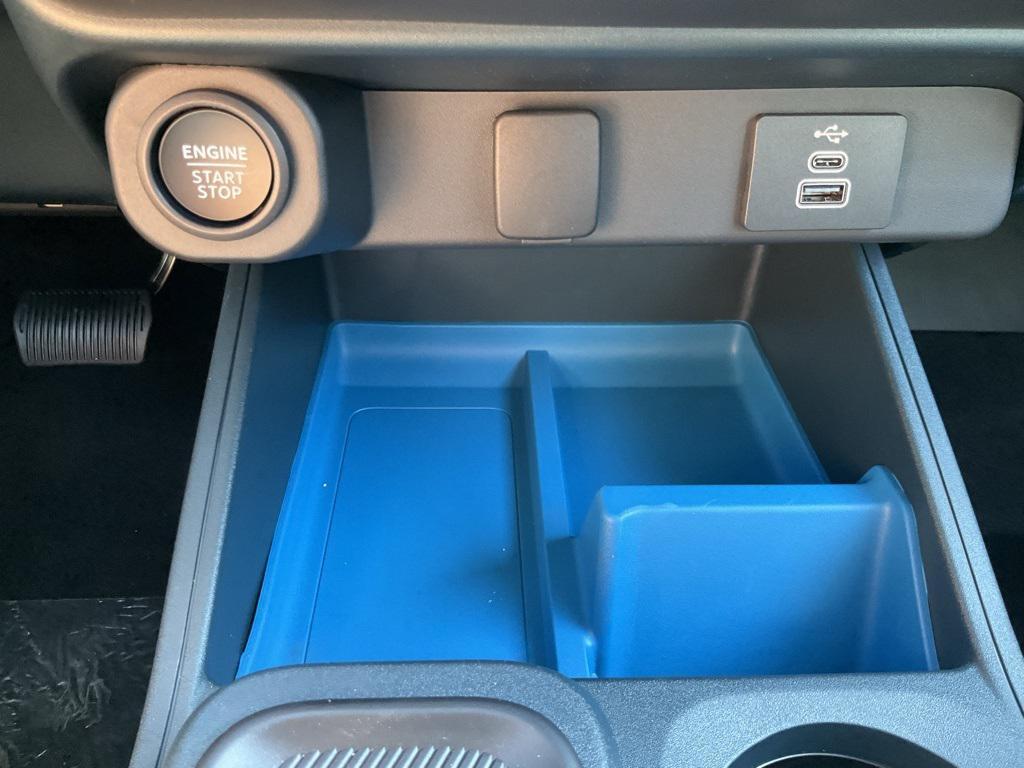 new 2025 Ford Maverick car, priced at $35,582