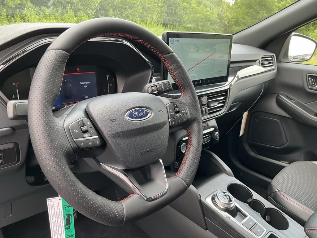 new 2025 Ford Escape car, priced at $32,584