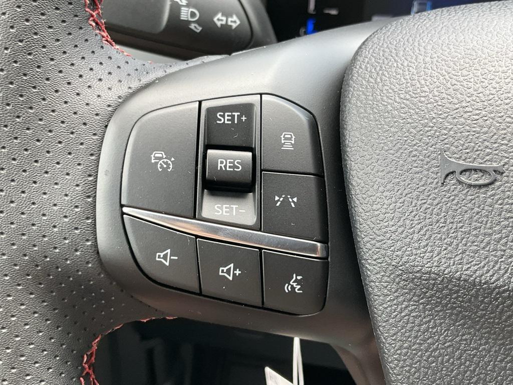new 2025 Ford Escape car, priced at $32,584