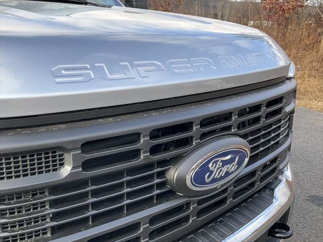 new 2024 Ford F-350 car, priced at $71,000