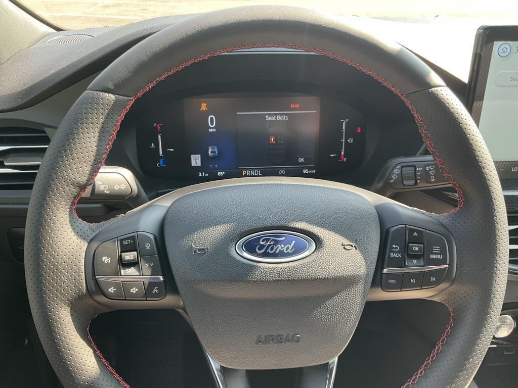 new 2025 Ford Escape car, priced at $31,046
