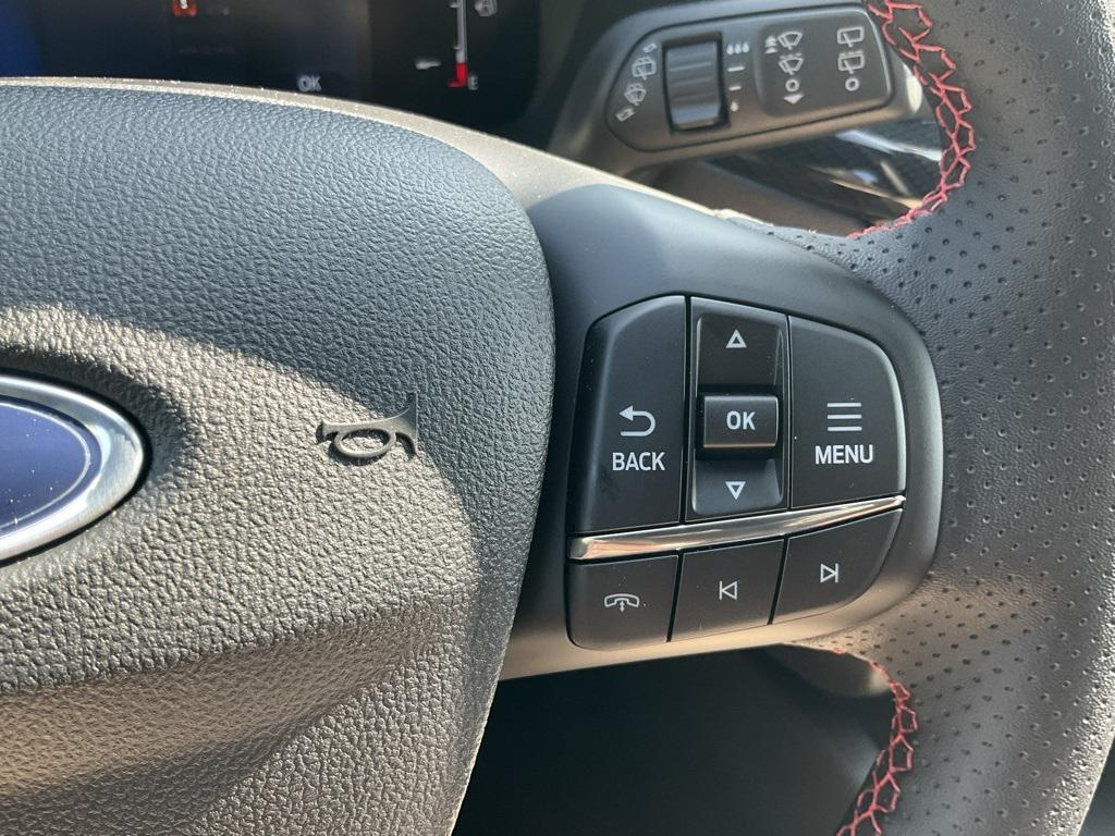 new 2025 Ford Escape car, priced at $31,046