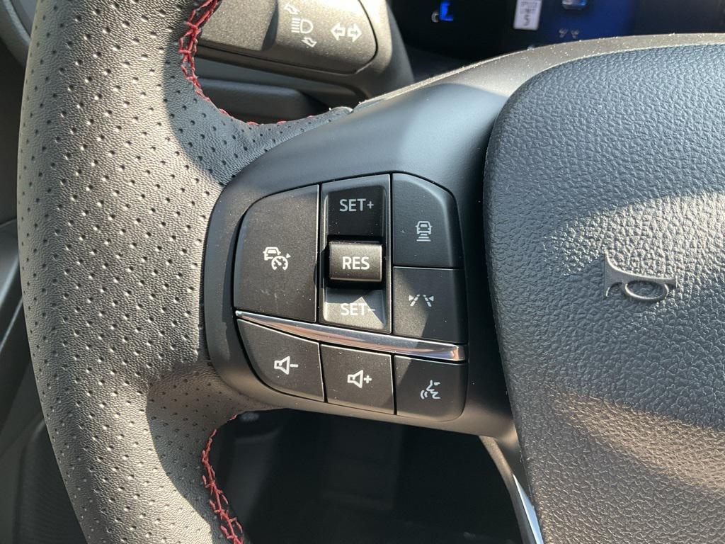 new 2025 Ford Escape car, priced at $31,046