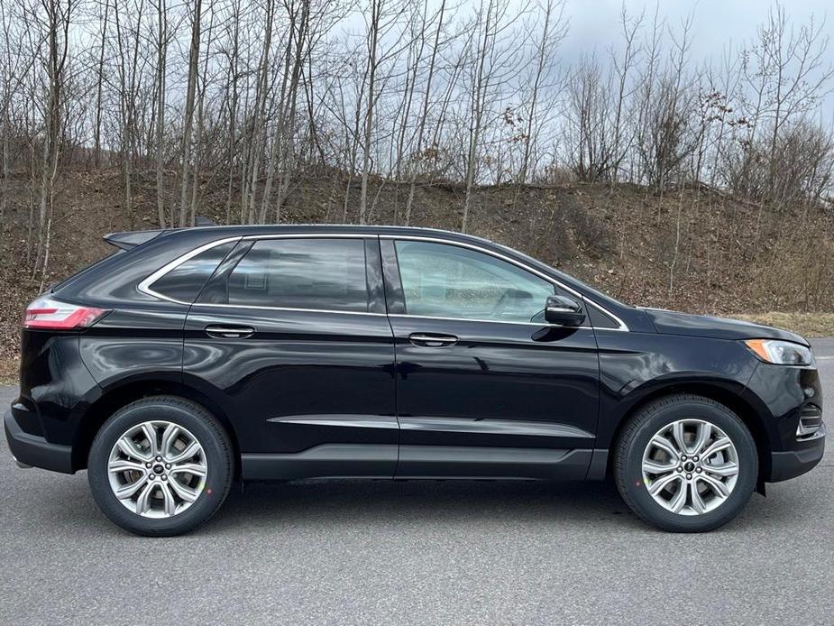 new 2024 Ford Edge car, priced at $45,075