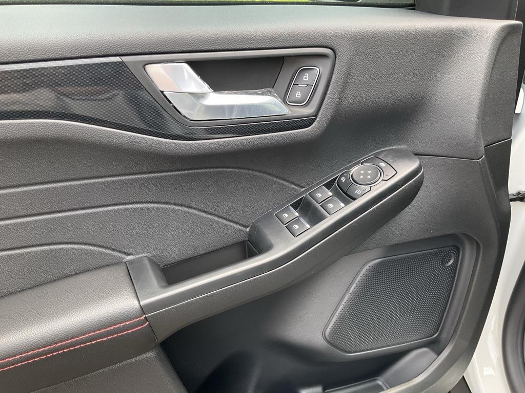 new 2025 Ford Escape car, priced at $32,352