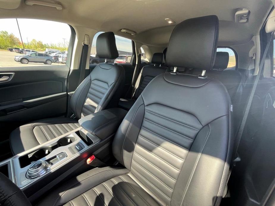 new 2024 Ford Edge car, priced at $40,975