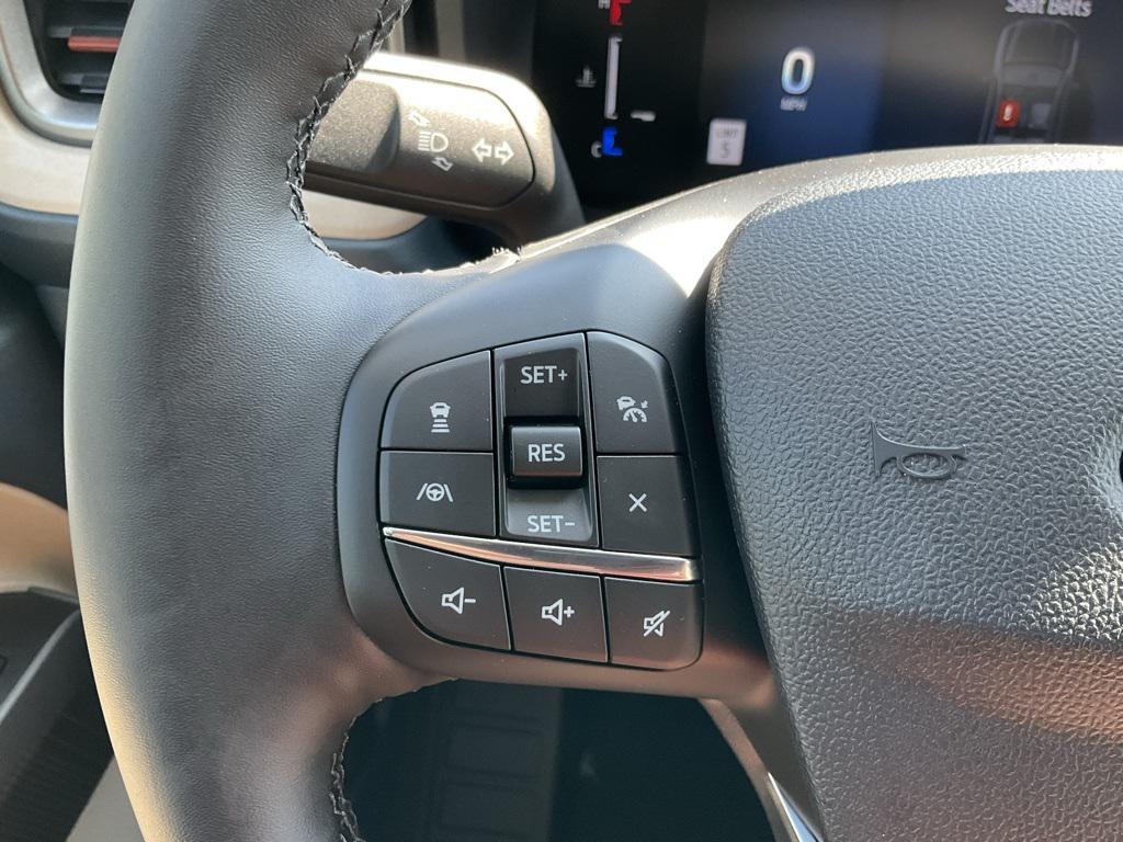 new 2025 Ford Maverick car, priced at $38,232