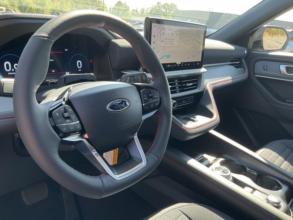 new 2025 Ford Explorer car, priced at $50,092