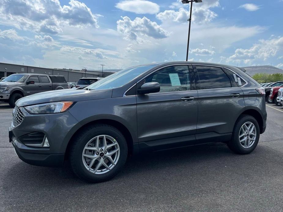 new 2024 Ford Edge car, priced at $42,170