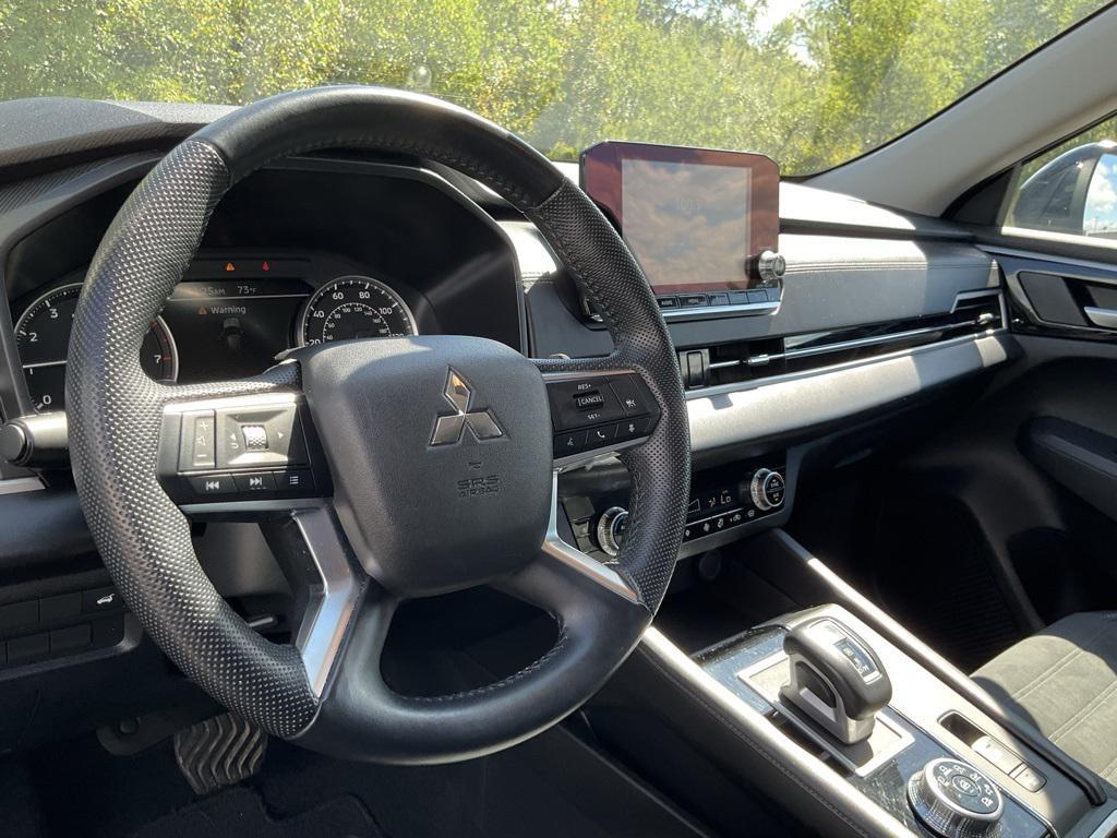 used 2023 Mitsubishi Outlander car, priced at $24,989
