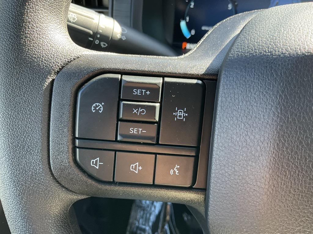 new 2025 Ford F-150 car, priced at $50,557