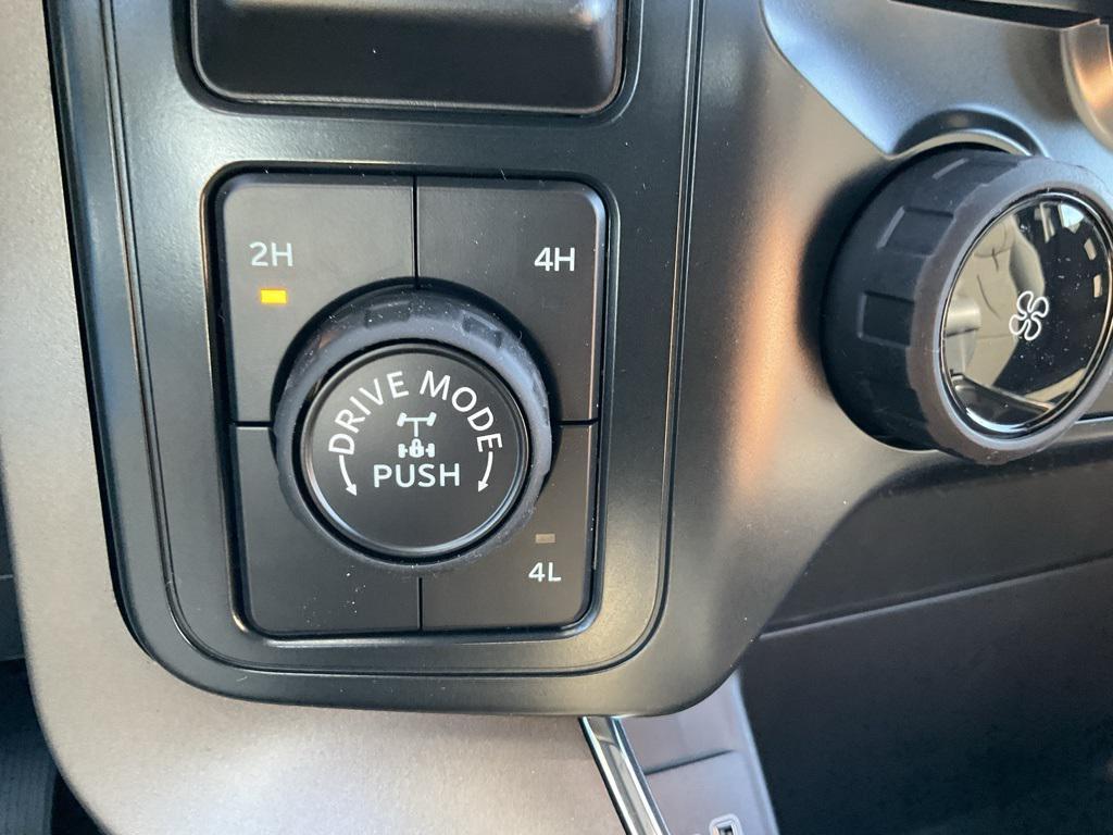 new 2025 Ford F-150 car, priced at $50,557