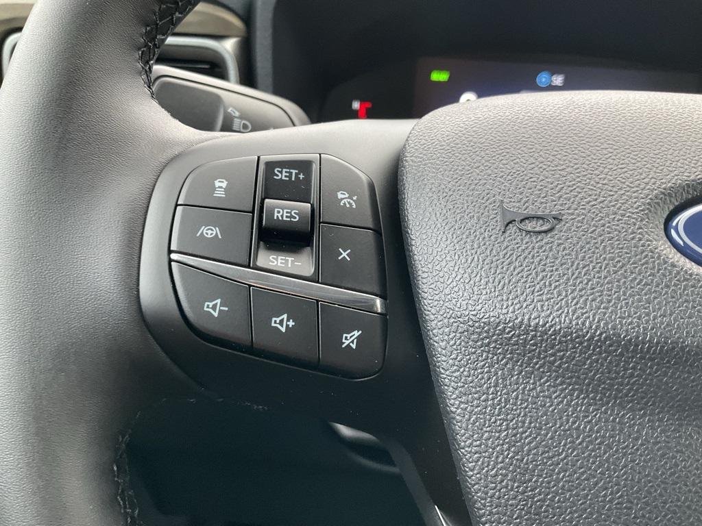 new 2025 Ford Maverick car, priced at $39,575