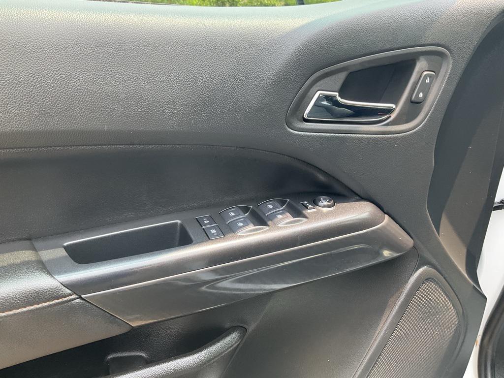 used 2022 GMC Canyon car, priced at $30,999
