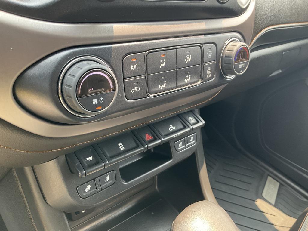 used 2022 GMC Canyon car, priced at $30,999
