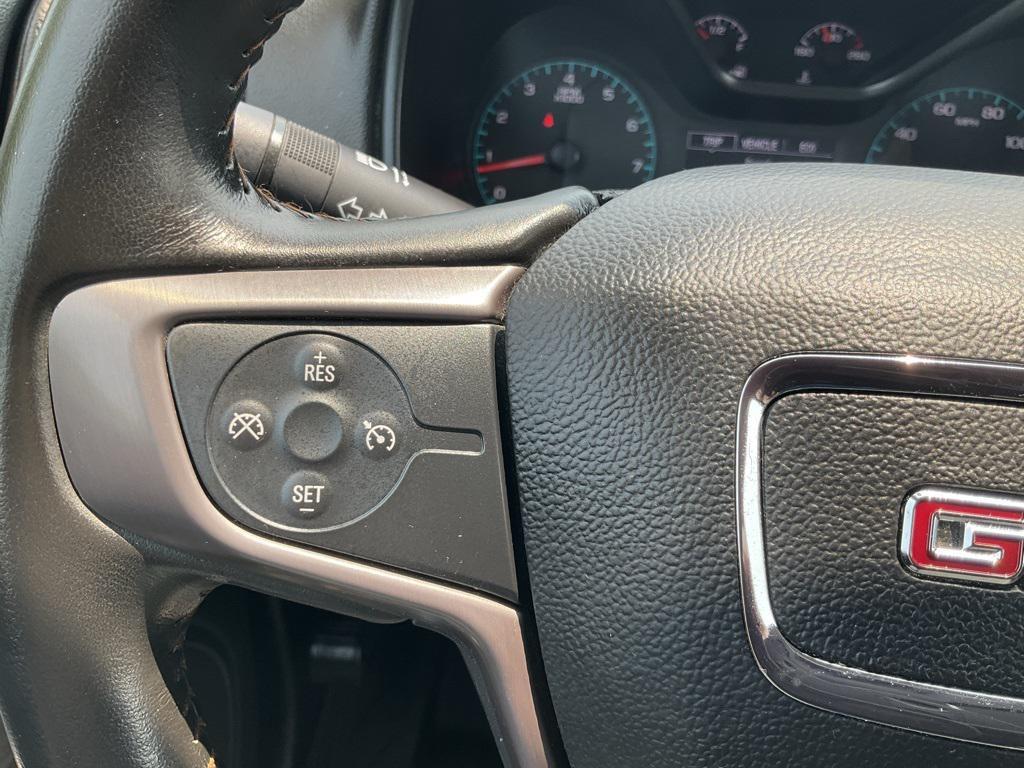 used 2022 GMC Canyon car, priced at $30,999