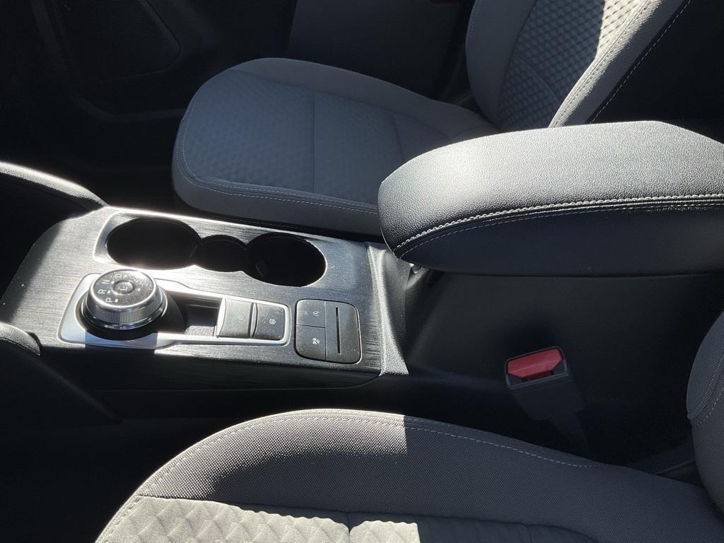 used 2022 Ford Escape car, priced at $21,999