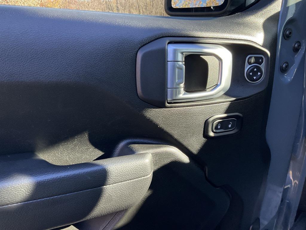 used 2024 Jeep Wrangler 4xe car, priced at $35,999