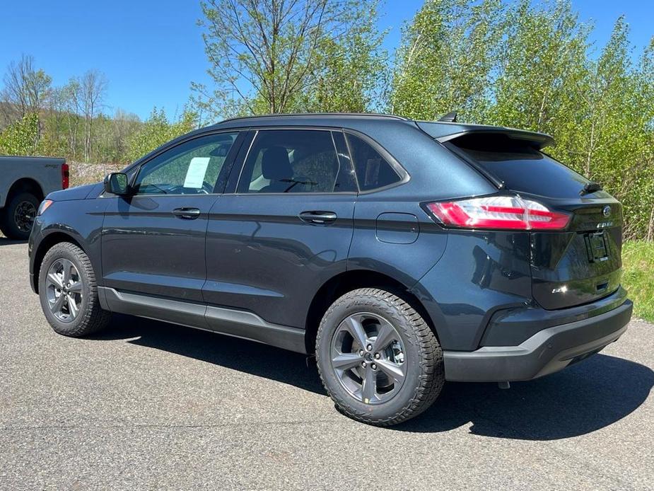 new 2024 Ford Edge car, priced at $43,960