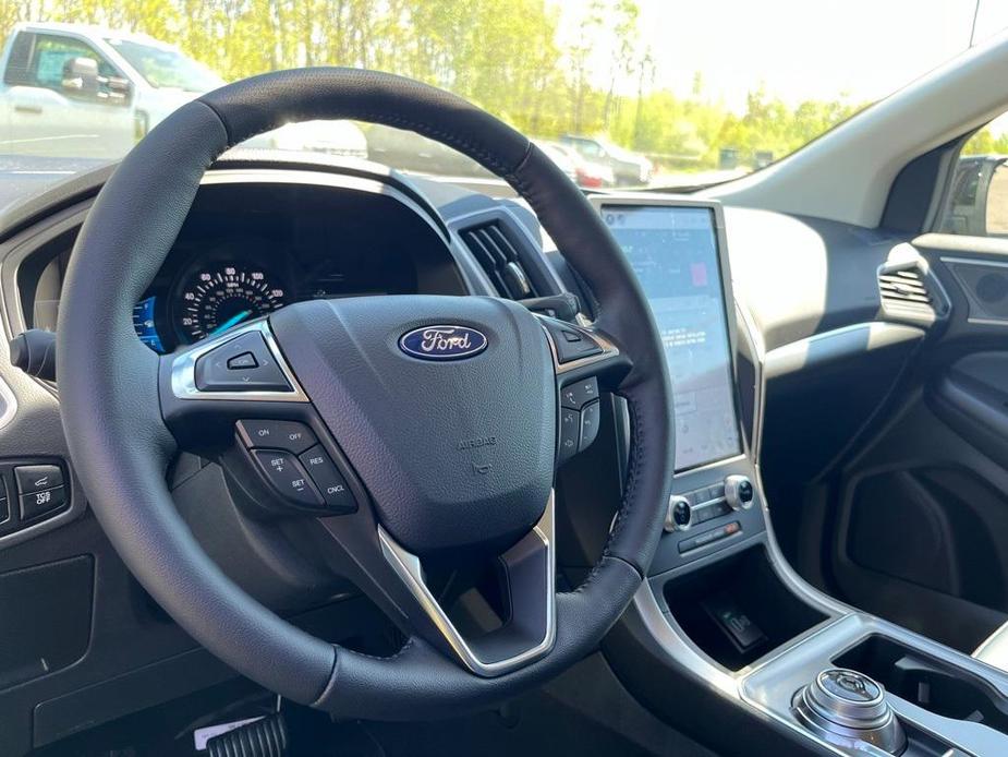 new 2024 Ford Edge car, priced at $43,960