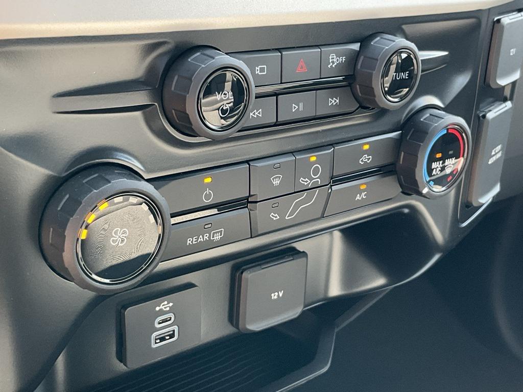 new 2025 Ford F-350 car, priced at $60,025