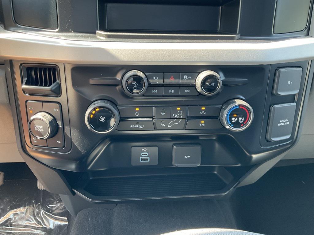 new 2025 Ford F-350 car, priced at $60,025