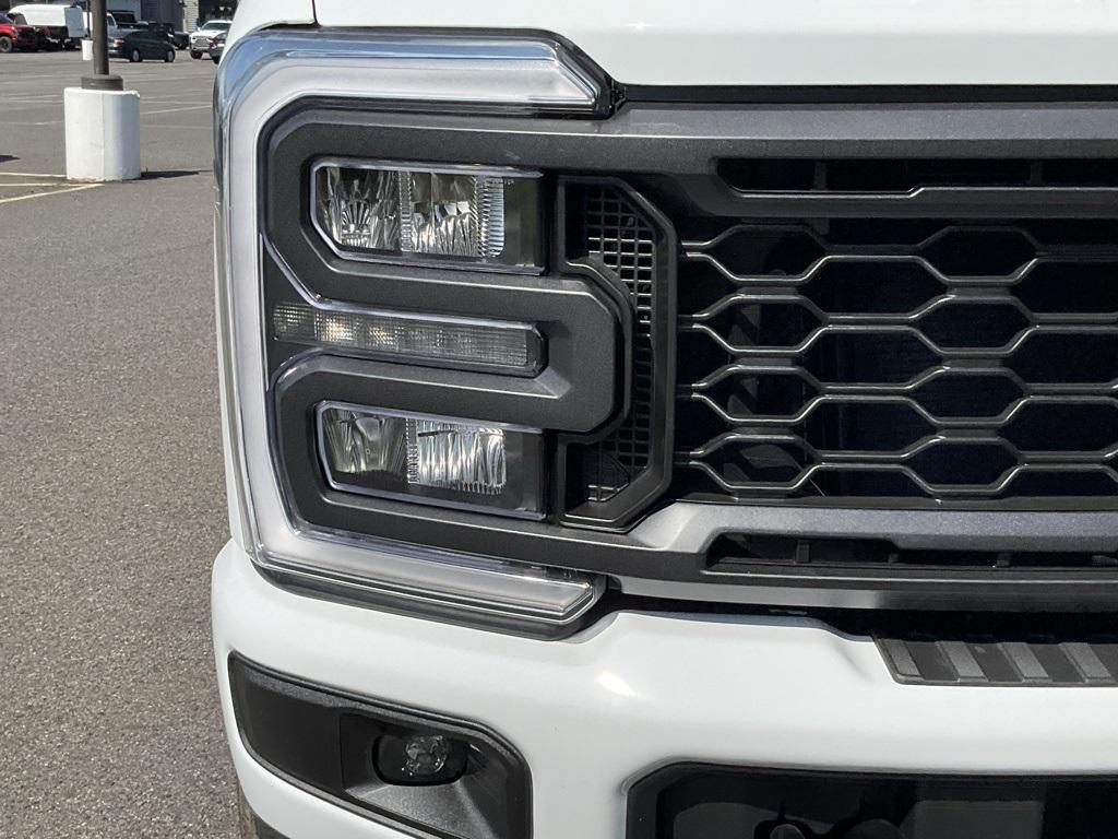 new 2025 Ford F-350 car, priced at $60,025