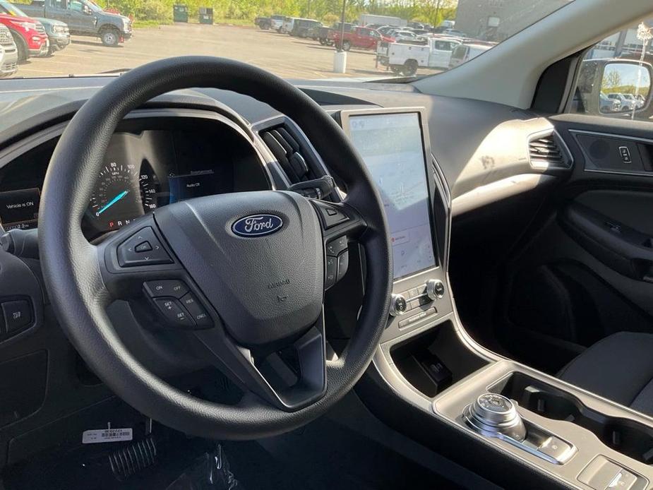 new 2024 Ford Edge car, priced at $41,015