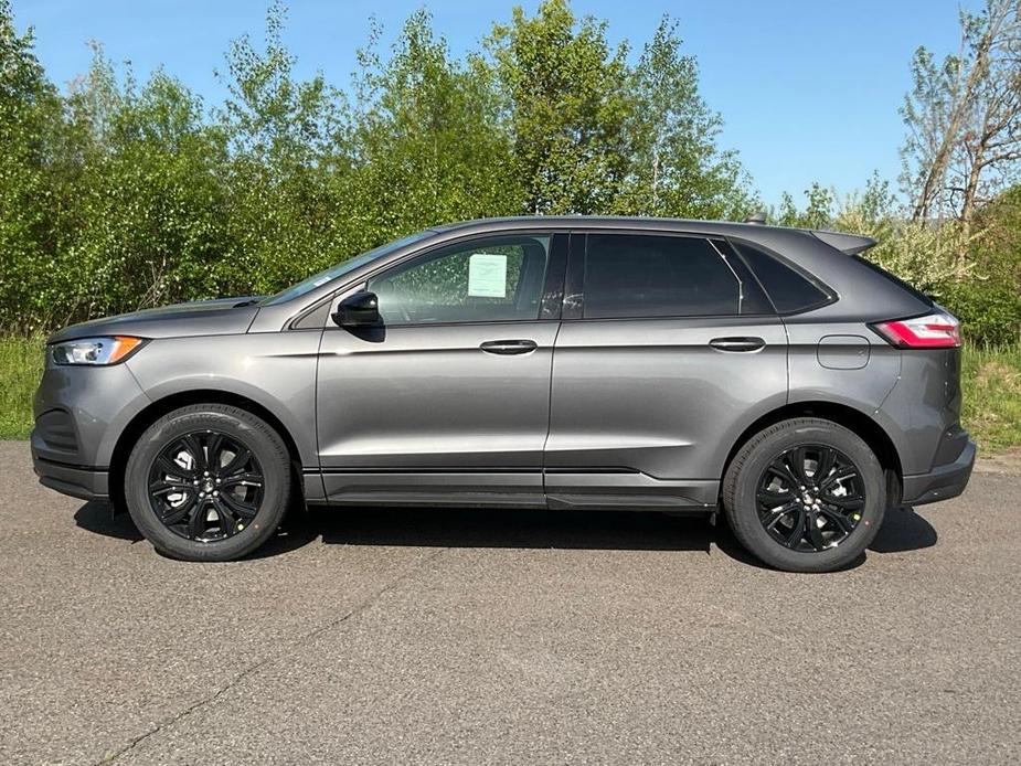 new 2024 Ford Edge car, priced at $41,015