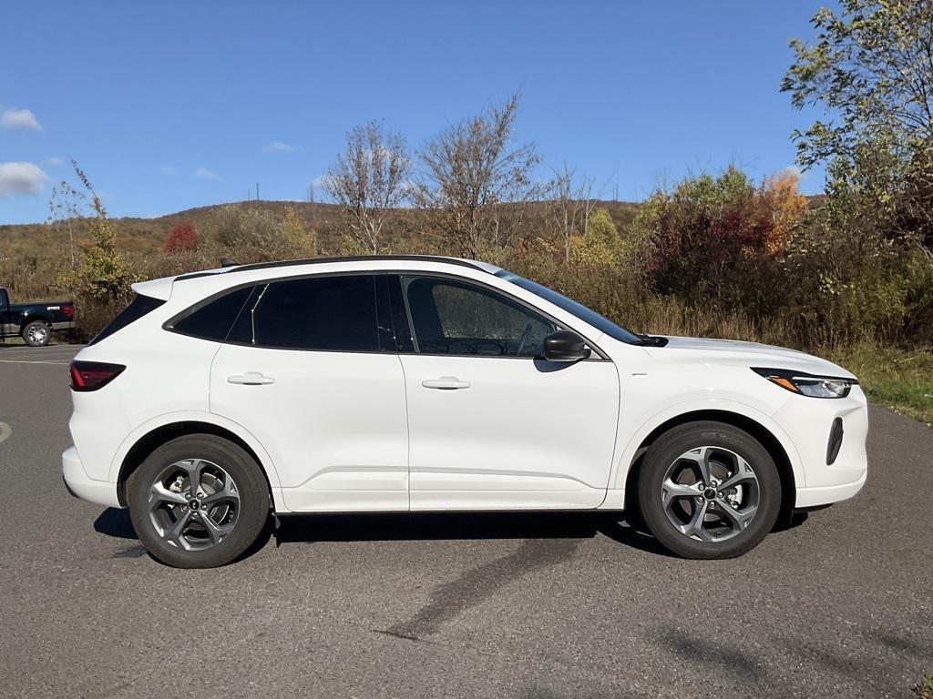 used 2023 Ford Escape car, priced at $25,975