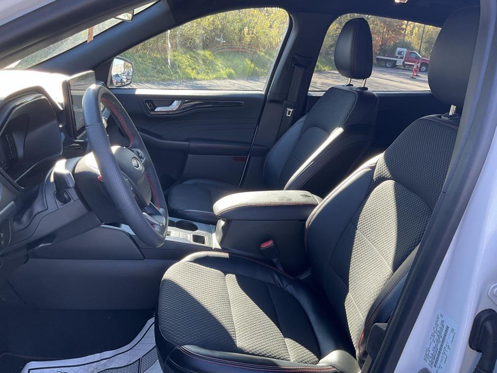 used 2023 Ford Escape car, priced at $25,975