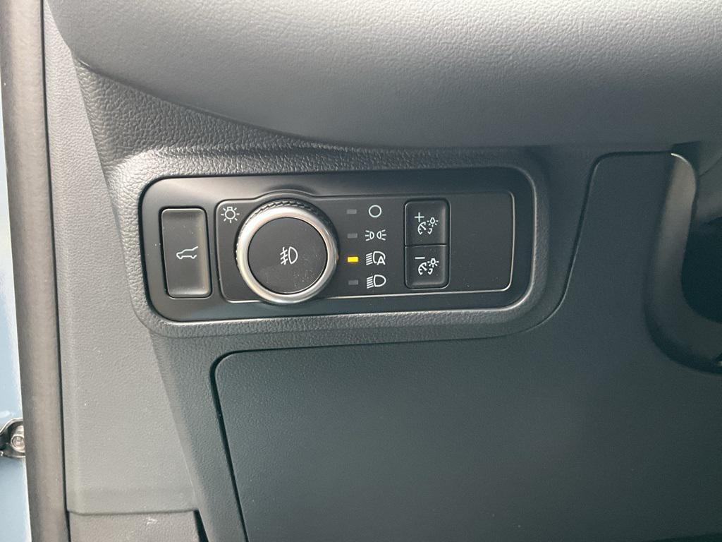 new 2025 Ford Explorer car, priced at $48,120