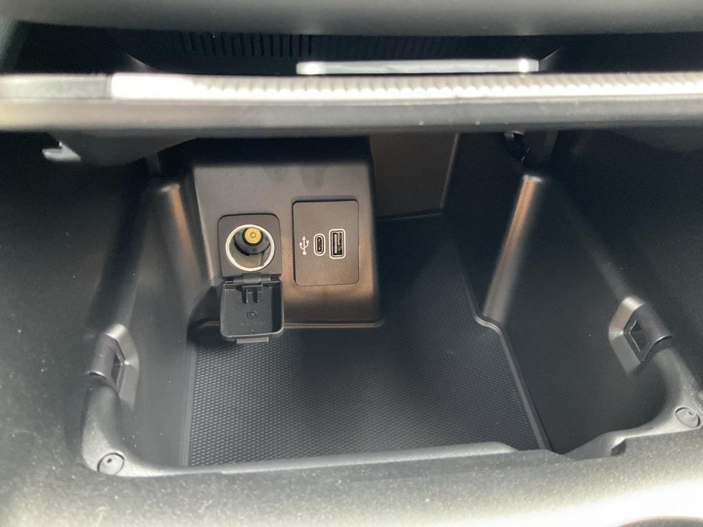 new 2025 Ford Explorer car, priced at $48,120