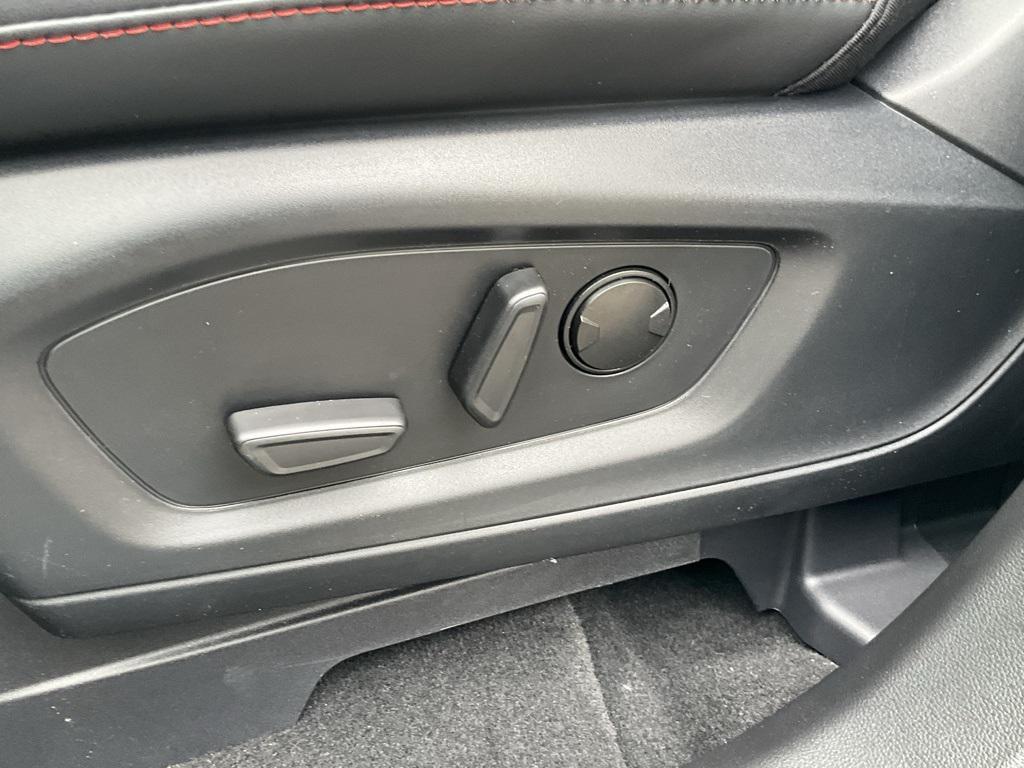 new 2025 Ford Explorer car, priced at $48,120