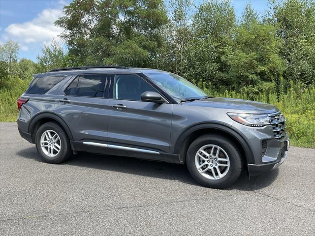 new 2025 Ford Explorer car, priced at $40,000